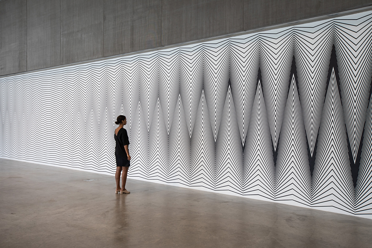 <em>Claudia Comte: Electric Burst (Lines and Zigzags)</em>, installation view, Contemporary Art Museum St. Louis, May 11–August 19, 2018. Photo: Dusty Kessler.